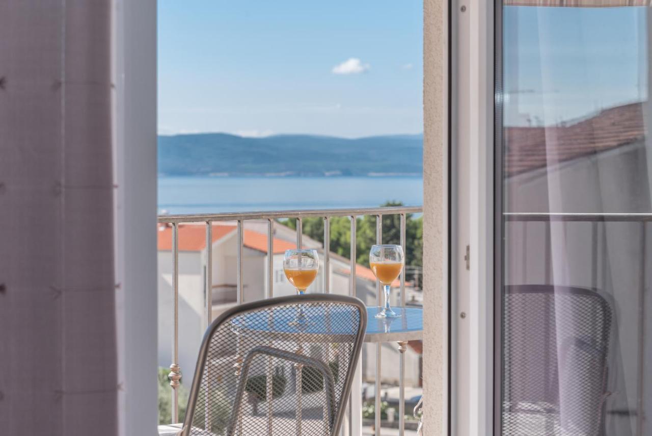 Апартаменты Nina Seaview Башка-Вода Экстерьер фото